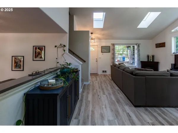 $545,000 | 4364 Fox Hollow Road, Eugene, OR 97405