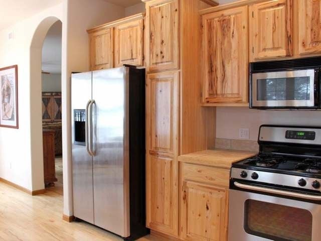 9686 Island City Point Road, Unit 15 Minocqua, WI 54548 - Photo 6 of 20 Gallery Image 6