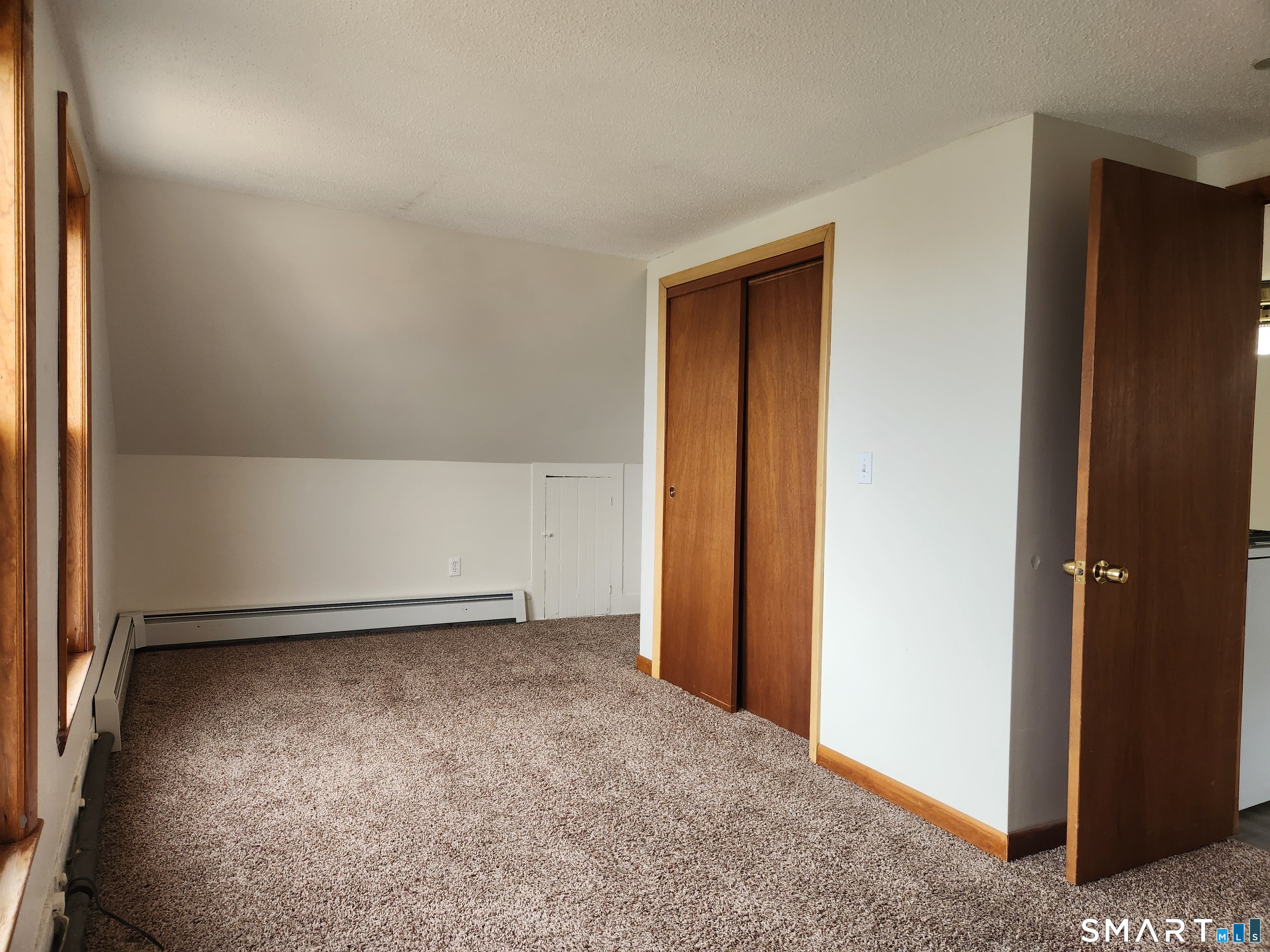 9 Morrison Street, Unit 4 Vernon, CT 06066 - Photo 4 of 17