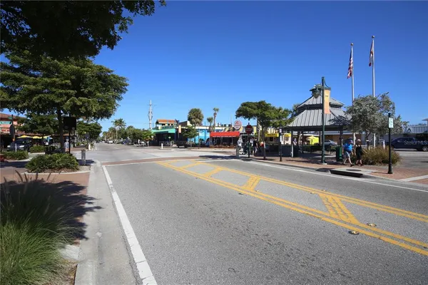 $5,000 | 6006 Midnight Pass Road, Unit 16, Sarasota, FL 34242