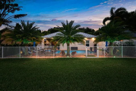 $1,275,000 | 494 Enfield Court, Delray Beach, FL 33444