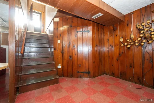 $2,500 | 4097 Bailey Avenue, Amherst, NY 14226