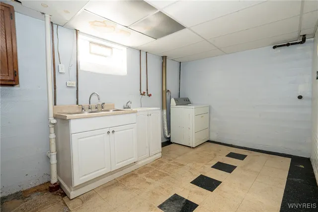 $2,500 | 4097 Bailey Avenue, Amherst, NY 14226