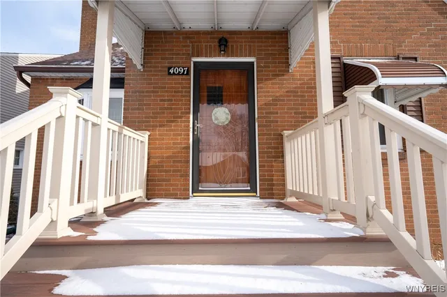 $2,500 | 4097 Bailey Avenue, Amherst, NY 14226