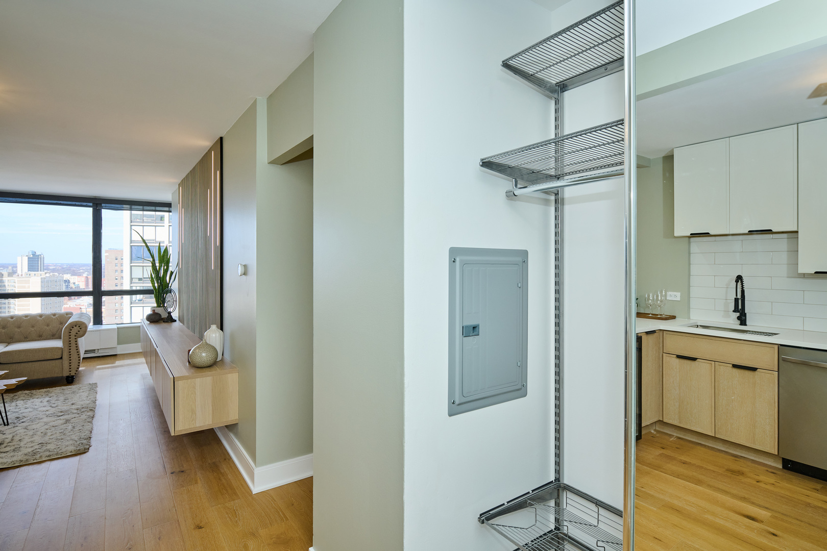 5415 North Sheridan Road, Unit 1908 Chicago, IL 60640 - Photo 18 of 45 a en suite spacious bathroom with a shower a mirror and a sink