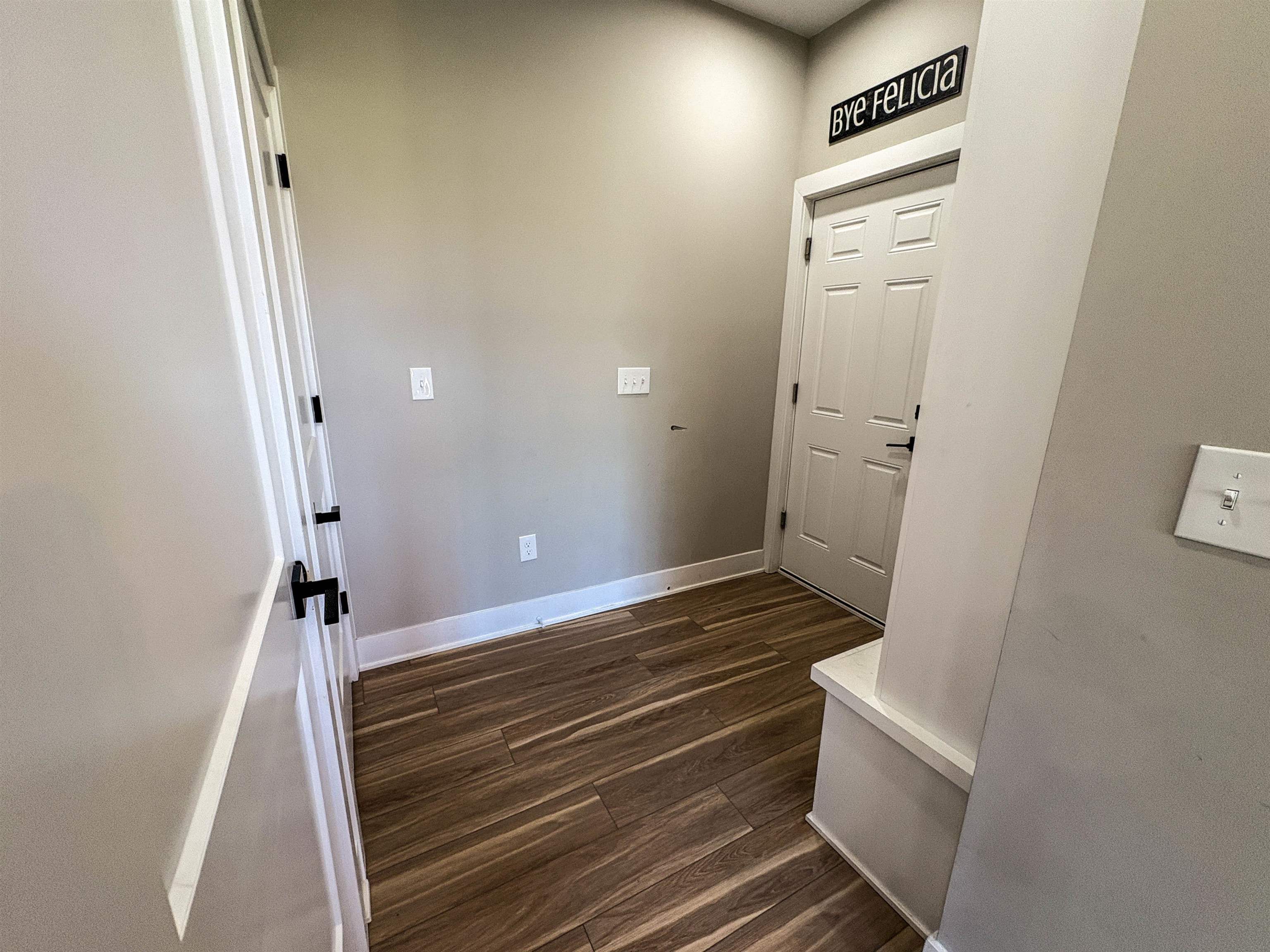 2465 McClellan Boulevard Davison, MI 48423 - Photo 14 of 34
