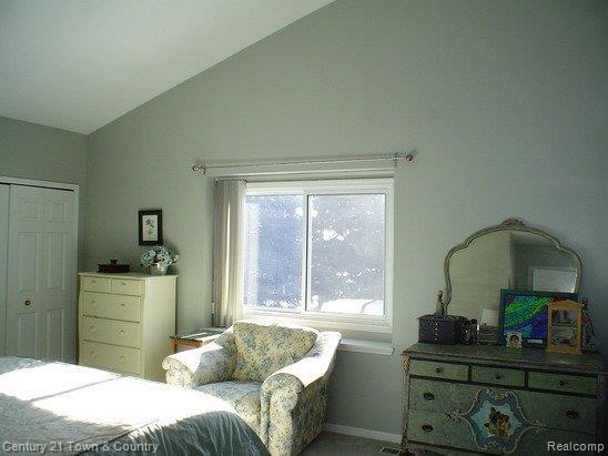 174 Bellshire Lane Rochester, MI 48307 - Photo 11 of 23 Master Bedroom