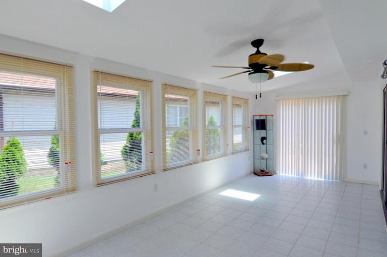 11820 Riding Loop Terrace North Potomac, MD 20878 - Photo 17 of 23 Sunroom
