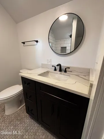 $550,000 | 226 North Greenbush Road, North Greenbush, NY 12180