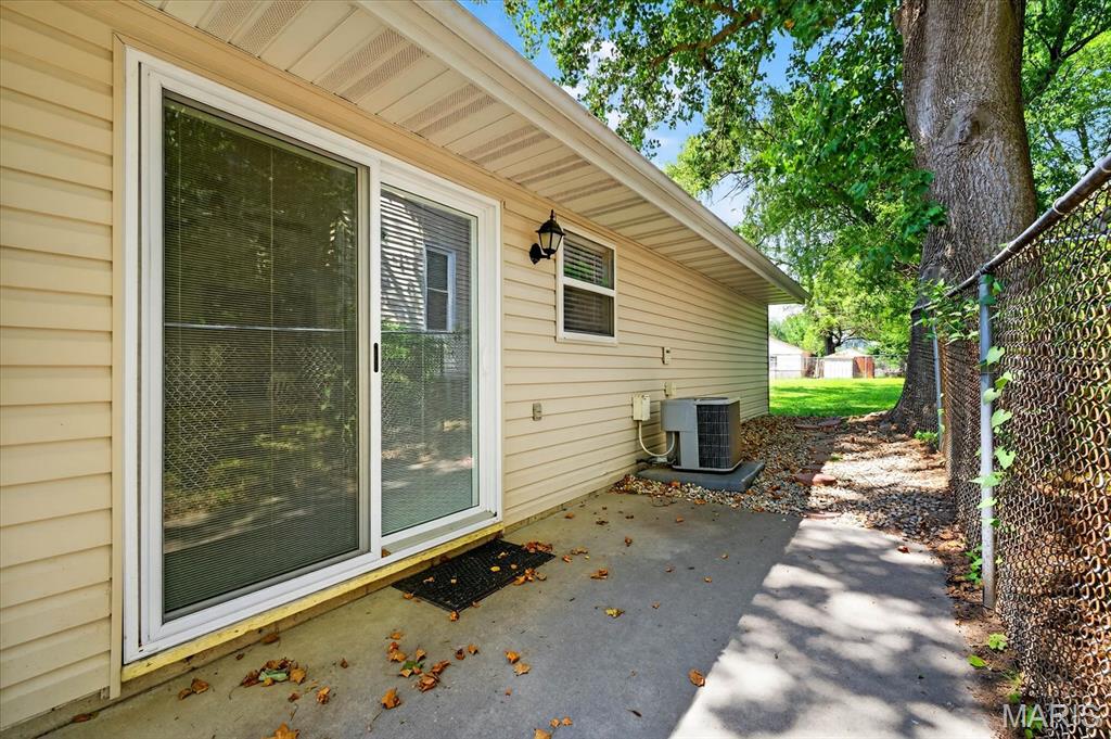 117 1st Avenue Edwardsville, IL 62025 - Photo 4 of 25 Gallery Image 4