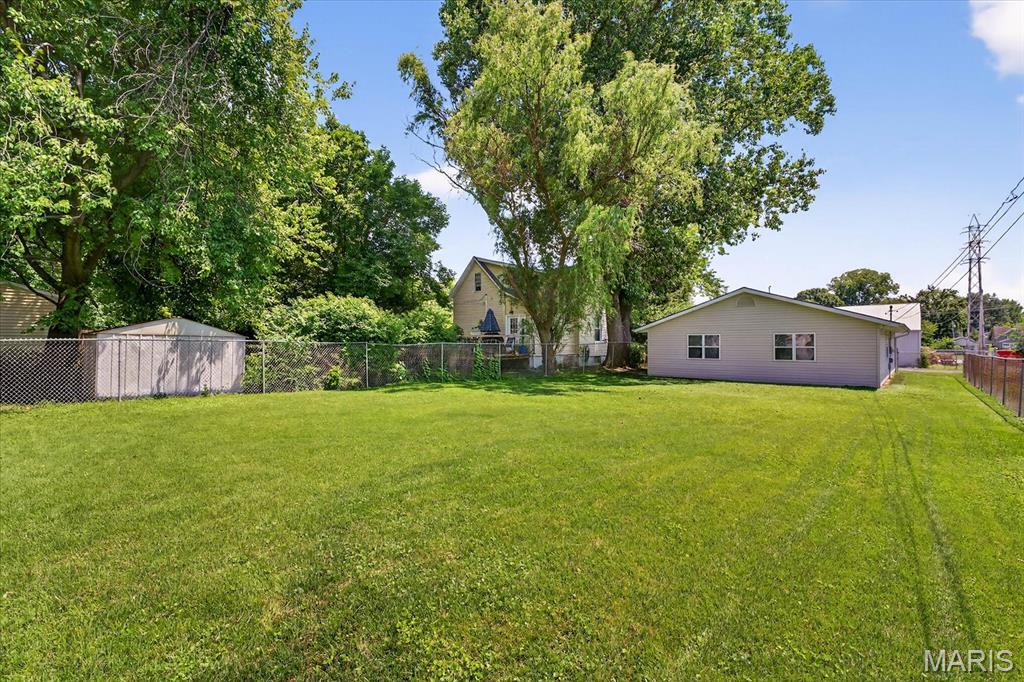 117 1st Avenue Edwardsville, IL 62025 - Photo 5 of 25 Gallery Image 5