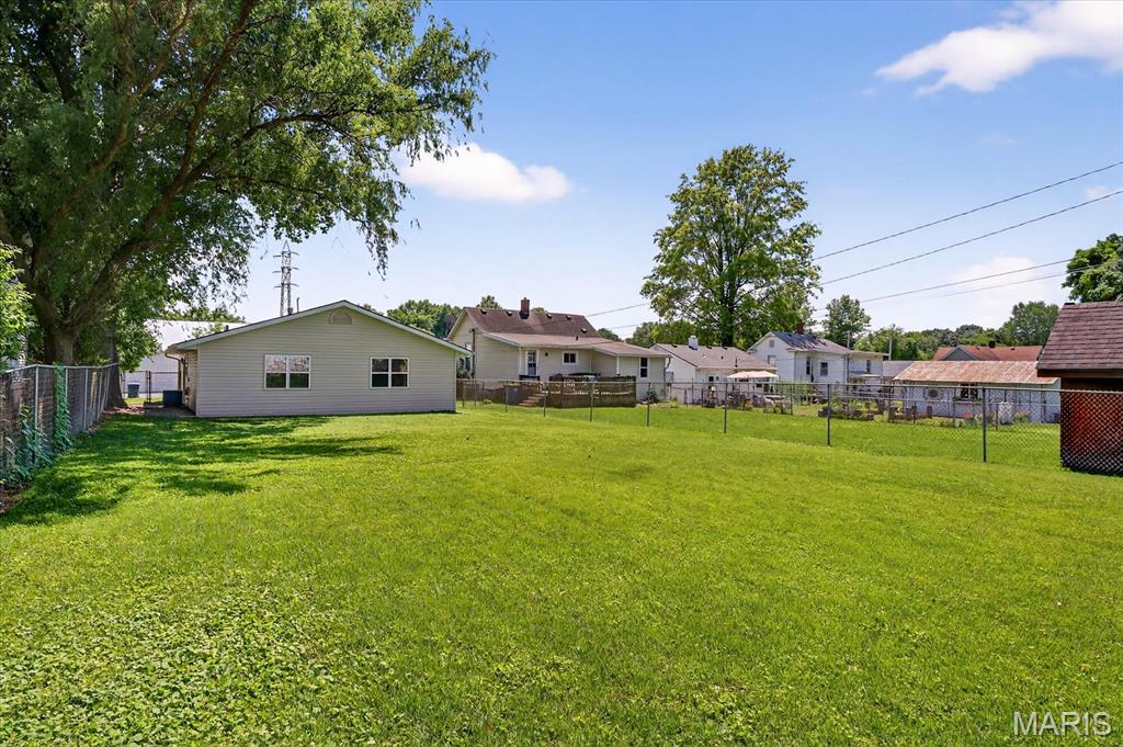 117 1st Avenue Edwardsville, IL 62025 - Photo 6 of 25 Gallery Image 6