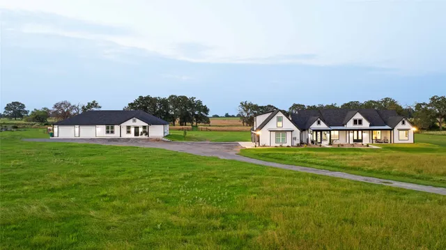 $1,700,000 | 6770 Fm 1372 Road, North Zulch, TX 77872