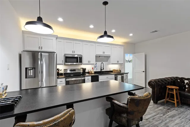 $1,700,000 | 6770 Fm 1372 Road, North Zulch, TX 77872