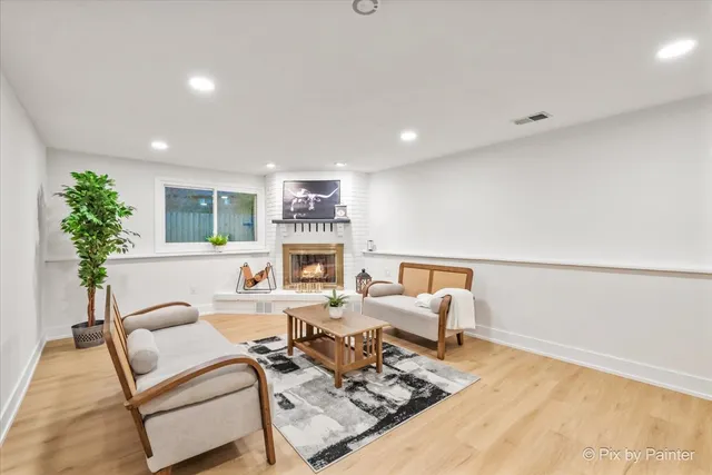 $549,900 | 1942 Trail Ridge Street, Arlington Heights, IL 60004