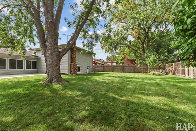 $549,900 | 1942 Trail Ridge Street, Arlington Heights, IL 60004