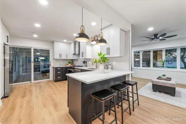 $549,900 | 1942 Trail Ridge Street, Arlington Heights, IL 60004