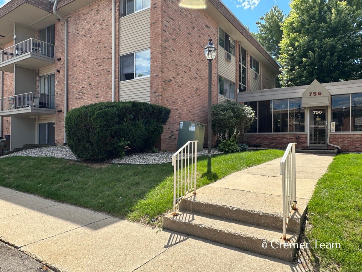 756 West Kilgore Road, Unit 102 Kalamazoo, MI 49008 - Photo 4 of 26 Unit Next to Common Entry
