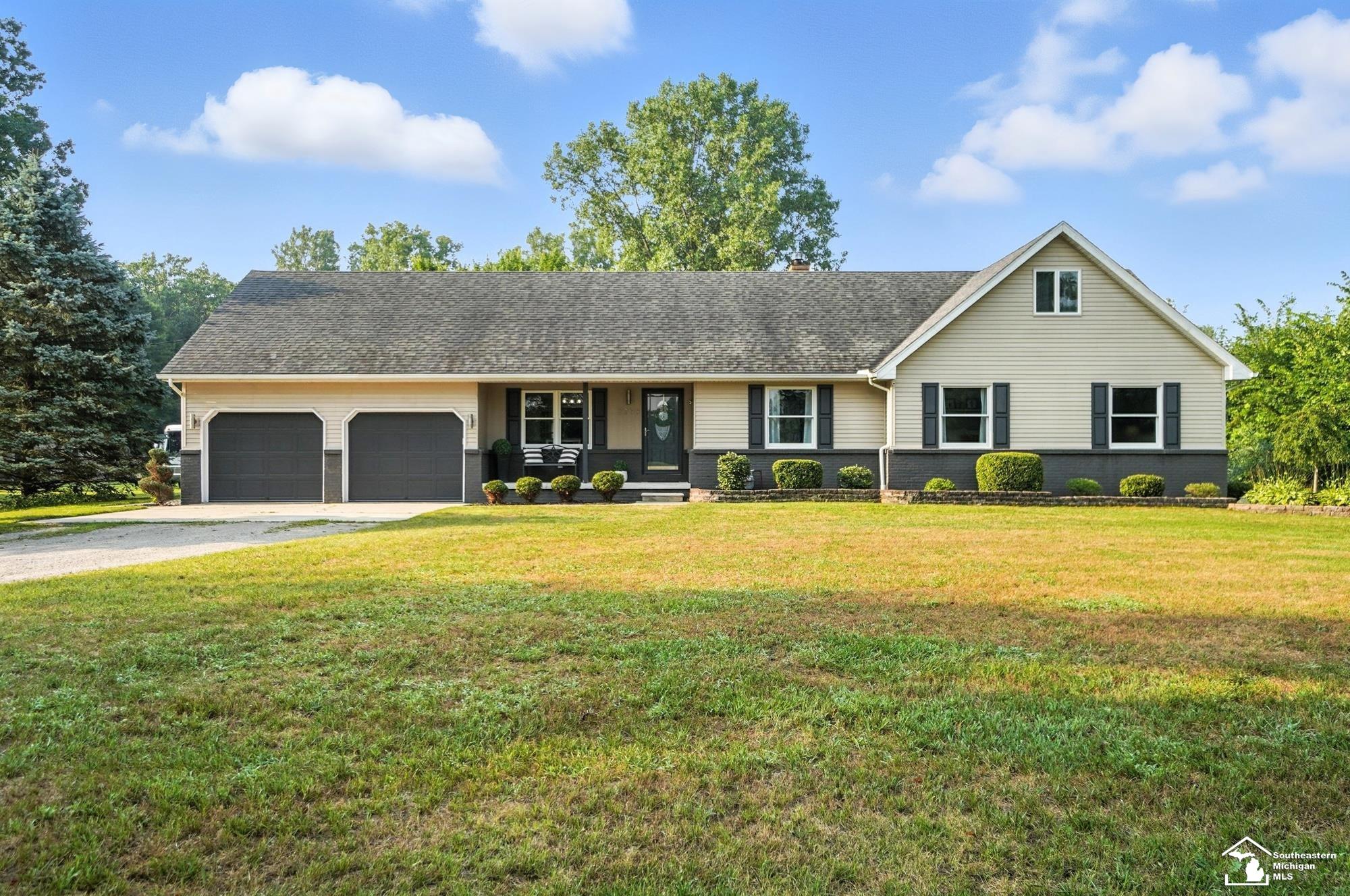 2293 Steiner Road Monroe, MI 48162 - Photo 2 of 99 Gallery Image 2