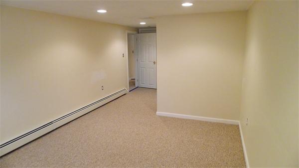 5 Eileen Road Peabody, MA 01960 - Photo 12 of 20 Gallery Image 12