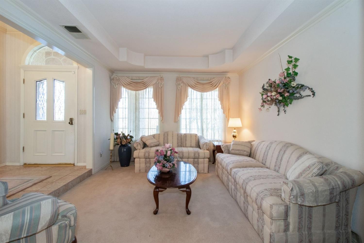 20200 Nicholas Road Clovis, CA 93619 - Photo 7 of 48 Gallery Image 7