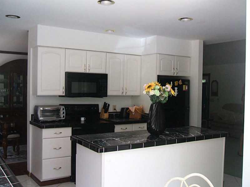 1276 West Lancaster Road Harmony, PA 16037 - Photo 4 of 21 Kitchen.