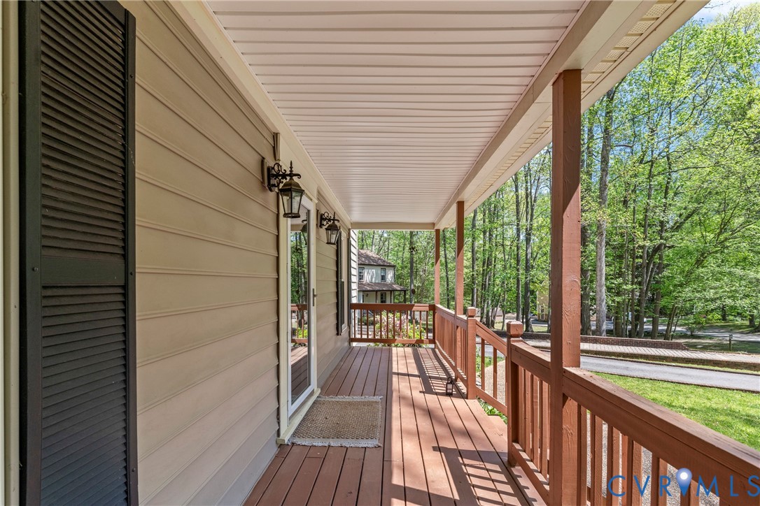 4604 Black Oak Road North Chesterfield, VA 23237 - Photo 4 of 46