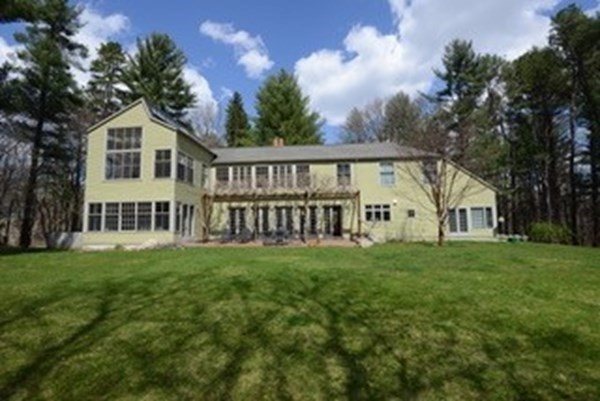 451 Strawberry Hill Road Concord, MA 01742 - Photo 32 of 41 Gallery Image 32