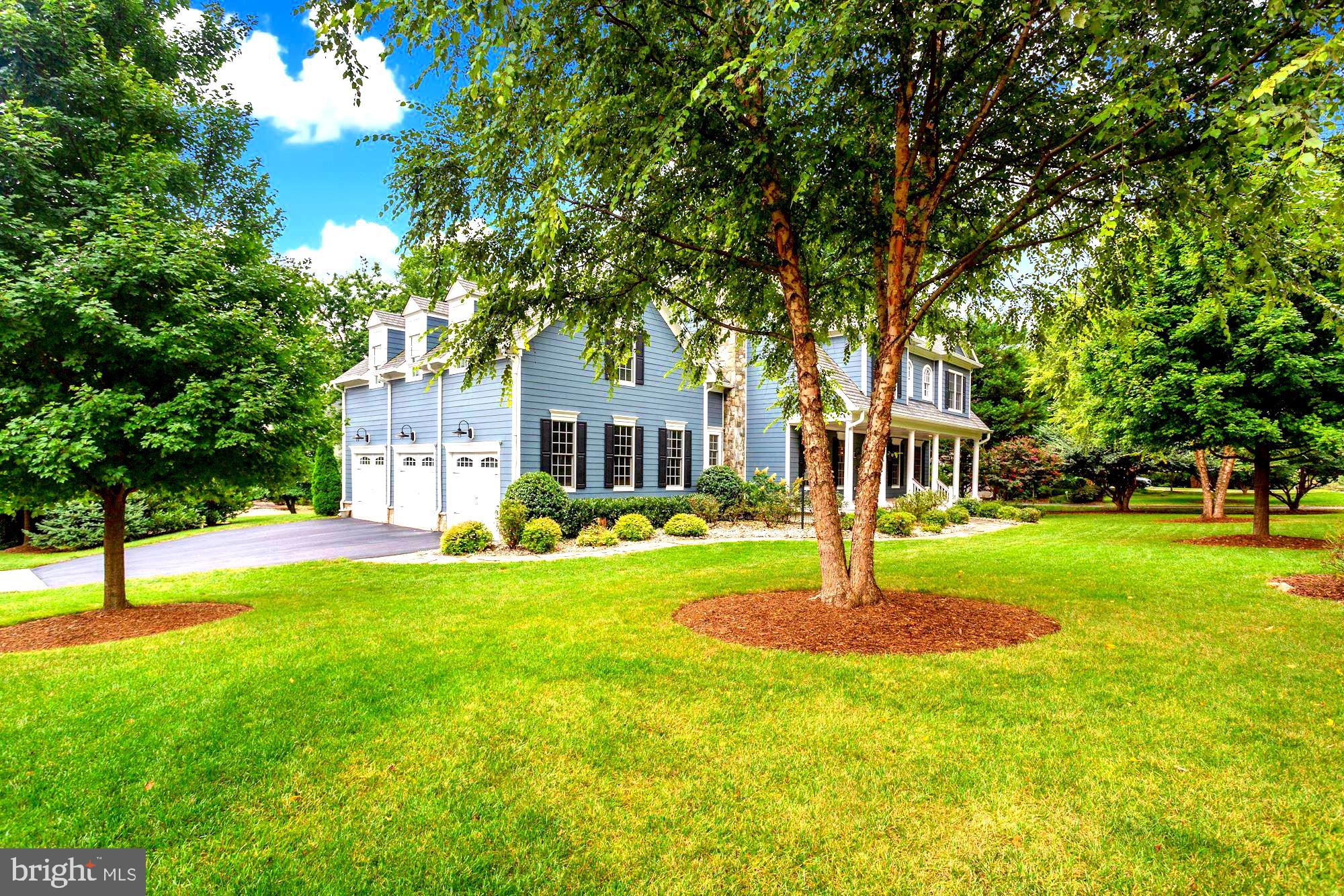 Three-Car Side Load Garage