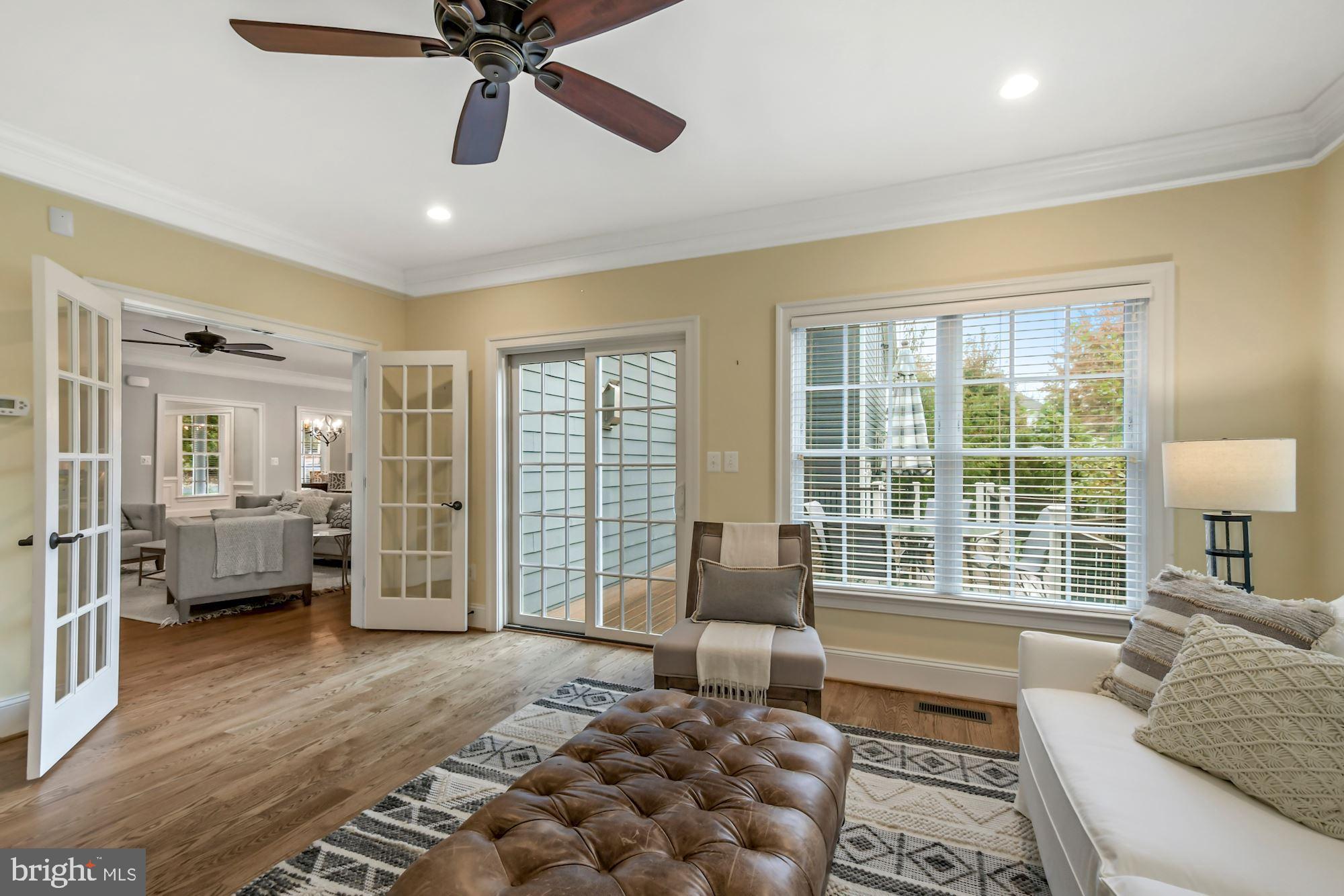 400 Ridge Road Southwest Vienna, VA 22180 - Photo 24 of 72 Walk Out to Deck