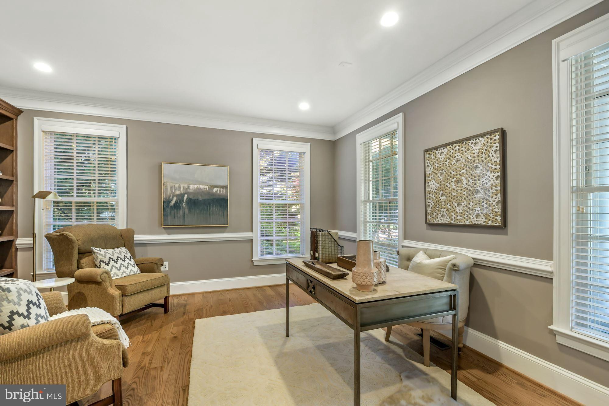 400 Ridge Road Southwest Vienna, VA 22180 - Photo 27 of 72