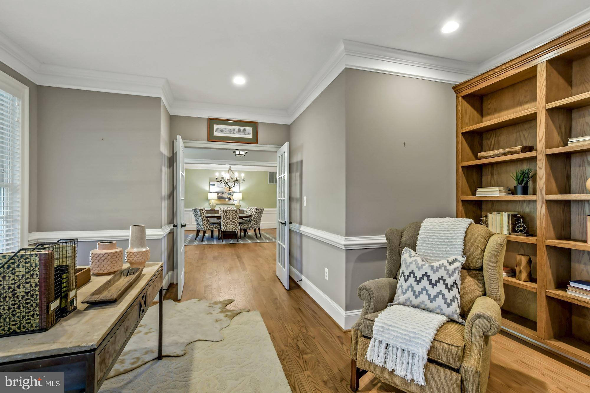 400 Ridge Road Southwest Vienna, VA 22180 - Photo 28 of 72