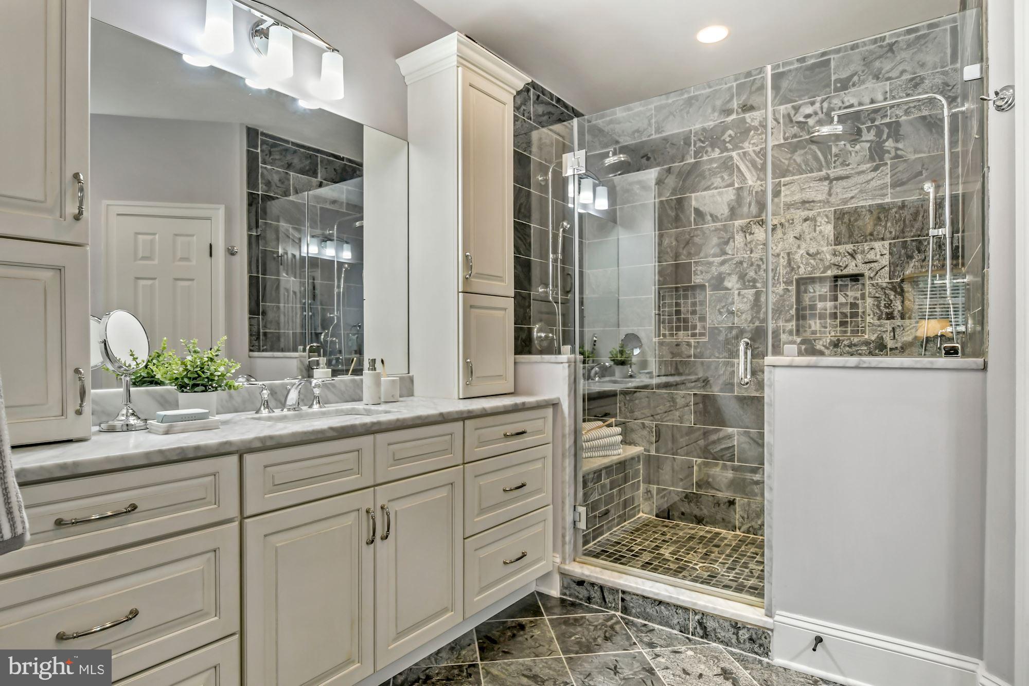 400 Ridge Road Southwest Vienna, VA 22180 - Photo 37 of 72 Luxurious Primary Bath