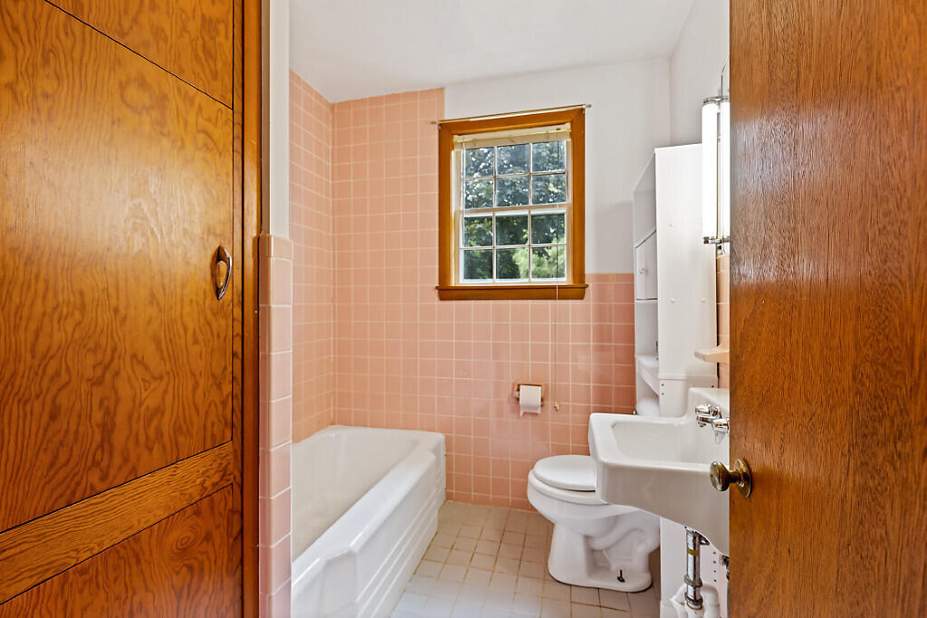 67 River Road Benton, ME 04901 - Photo 13 of 41 29_BP5A2939_DxO_mls