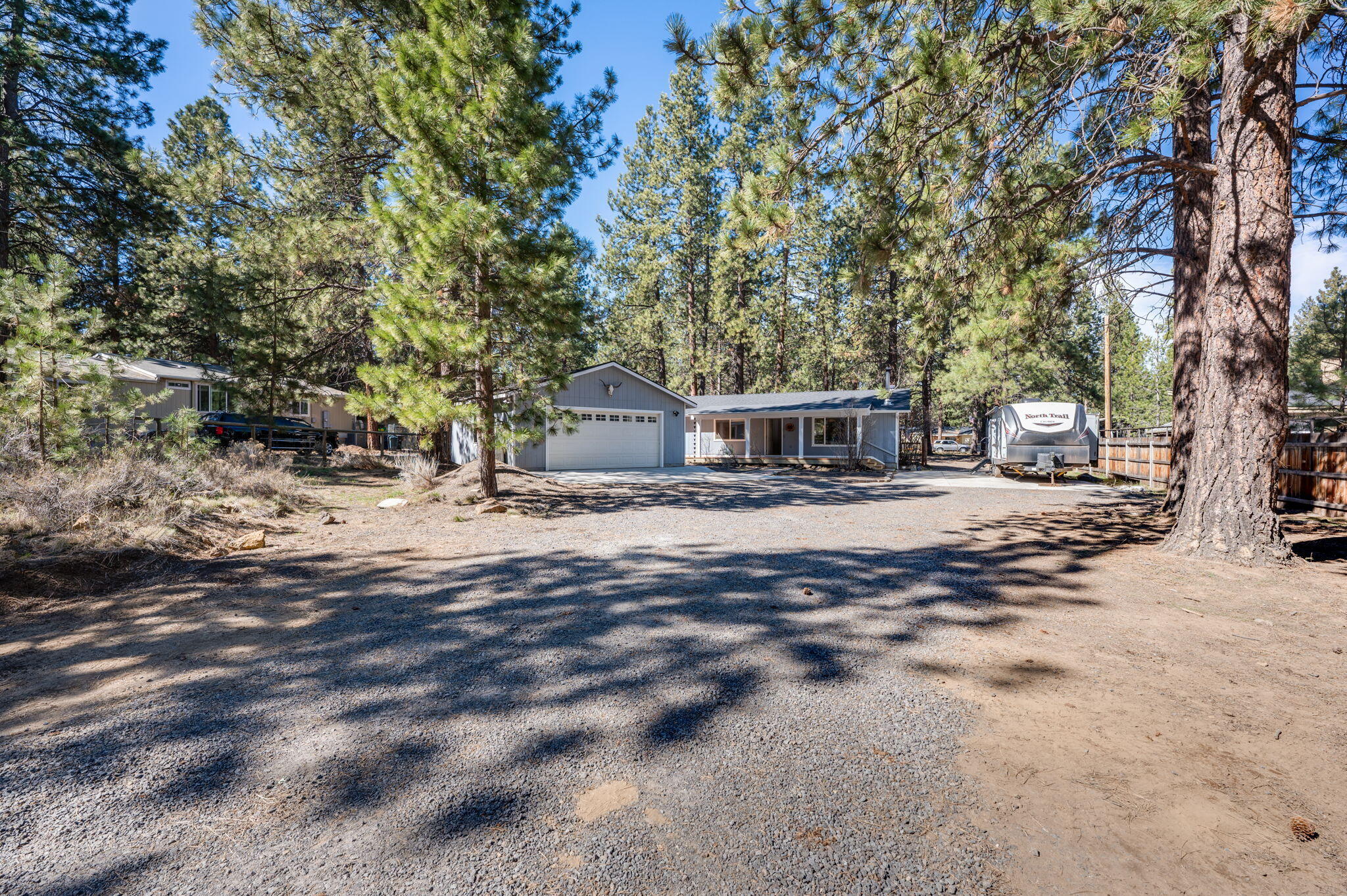 60091 Hopi Road Bend, OR 97702 - Photo 3 of 45 60091-Hopi-Rd-Bend-OR-97702-14