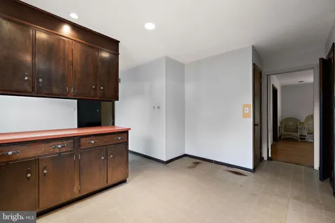 $659,500 | 19 Harlech Drive, Wilmington, DE 19807