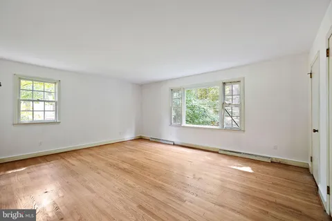 $659,500 | 19 Harlech Drive, Wilmington, DE 19807