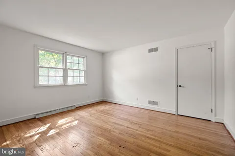 $659,500 | 19 Harlech Drive, Wilmington, DE 19807