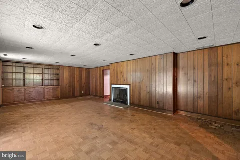 $659,500 | 19 Harlech Drive, Wilmington, DE 19807