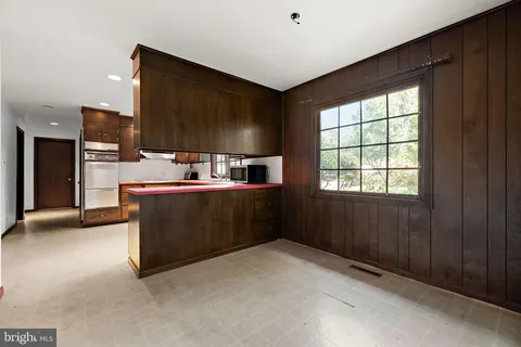 $659,500 | 19 Harlech Drive, Wilmington, DE 19807