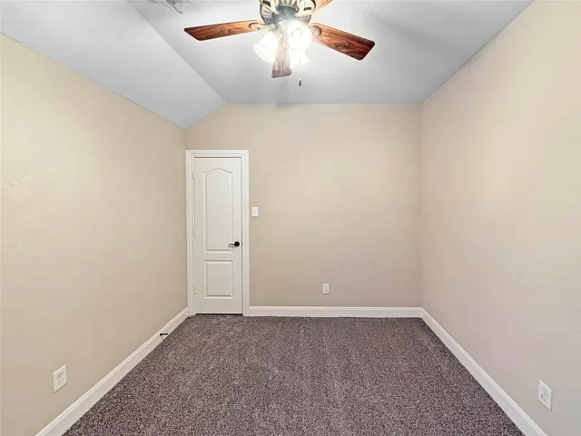 $650,000 | 110 North Pinto Point Circle, Spring, TX 77389