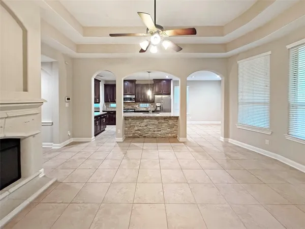 $592,400 | 110 North Pinto Point Circle, Spring, TX 77389