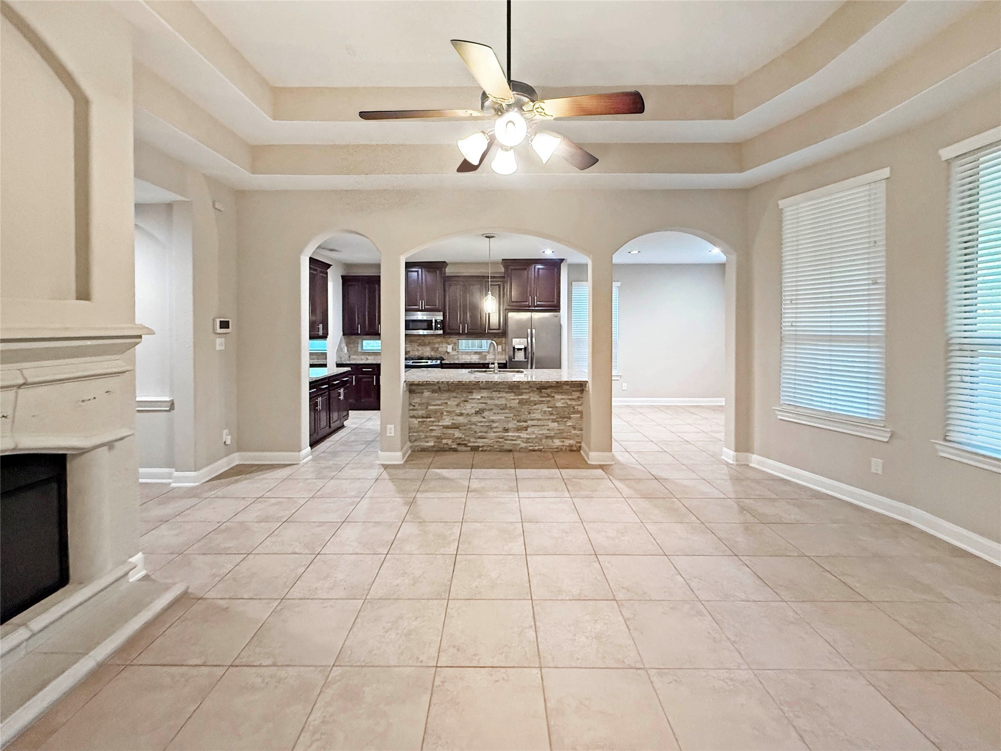 110 North Pinto Point Circle Spring, TX 77389 - Photo 3 of 37