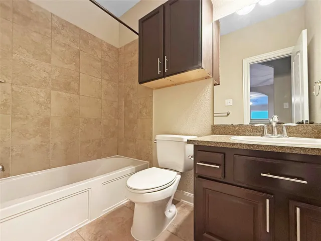 $650,000 | 110 North Pinto Point Circle, Spring, TX 77389