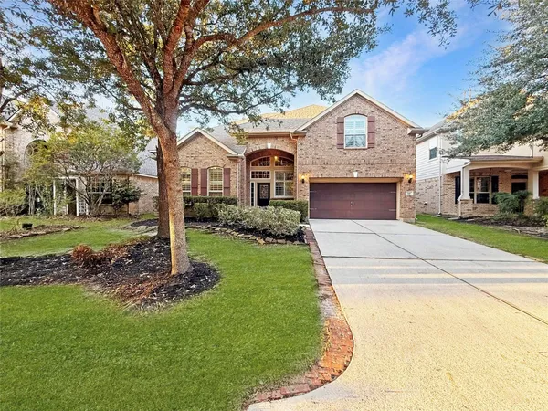 $592,400 | 110 North Pinto Point Circle, Spring, TX 77389