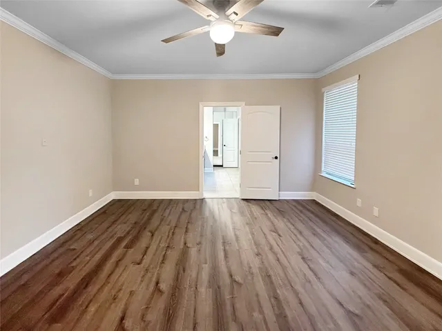 $650,000 | 110 North Pinto Point Circle, Spring, TX 77389