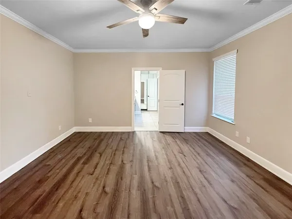 $592,400 | 110 North Pinto Point Circle, Spring, TX 77389