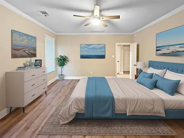 $650,000 | 110 North Pinto Point Circle, Spring, TX 77389