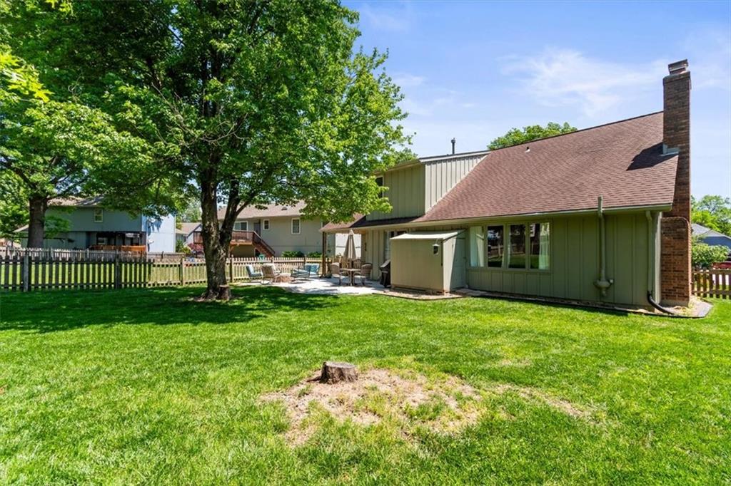 528 Southeast Country Lane Lee's Summit, MO 64063 - Photo 33 of 37