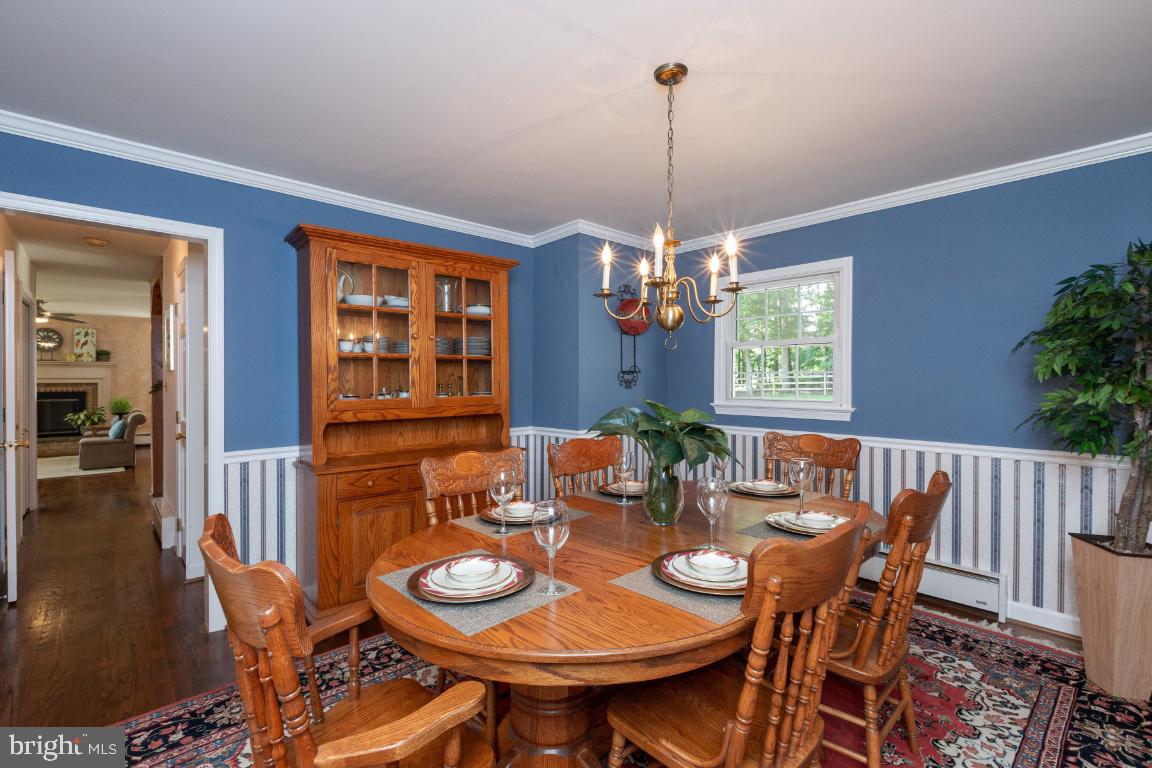 17445 Frederick Road Mount Airy, MD 21771 - Photo 12 of 51 Dining Room